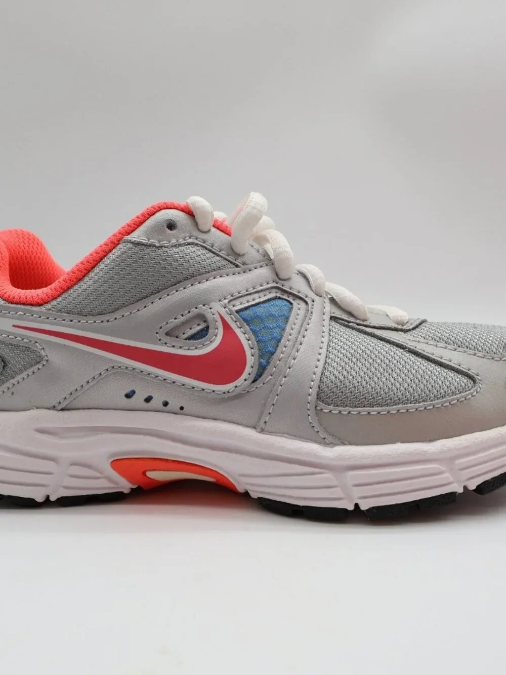 Nike Dart 9 Running Shoes Kids 13C Silver Pink Mesh Athletic 443393-007 New